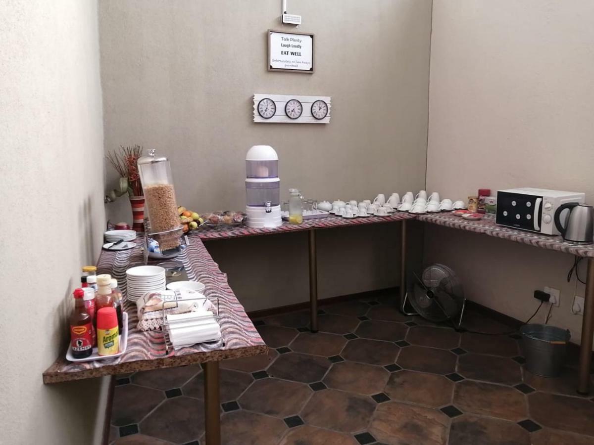 Amigos Bed & Breakfast - No Loadshedding Mbombela Exterior foto
